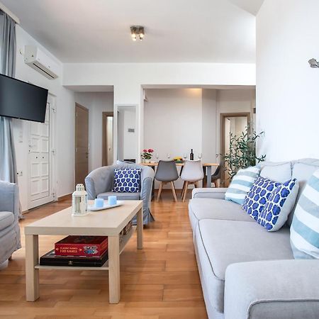 Dimitra Apartment With Private Pool And Sea View -The Ground Floor Of A Two Storey Building Daratsos Exteriör bild