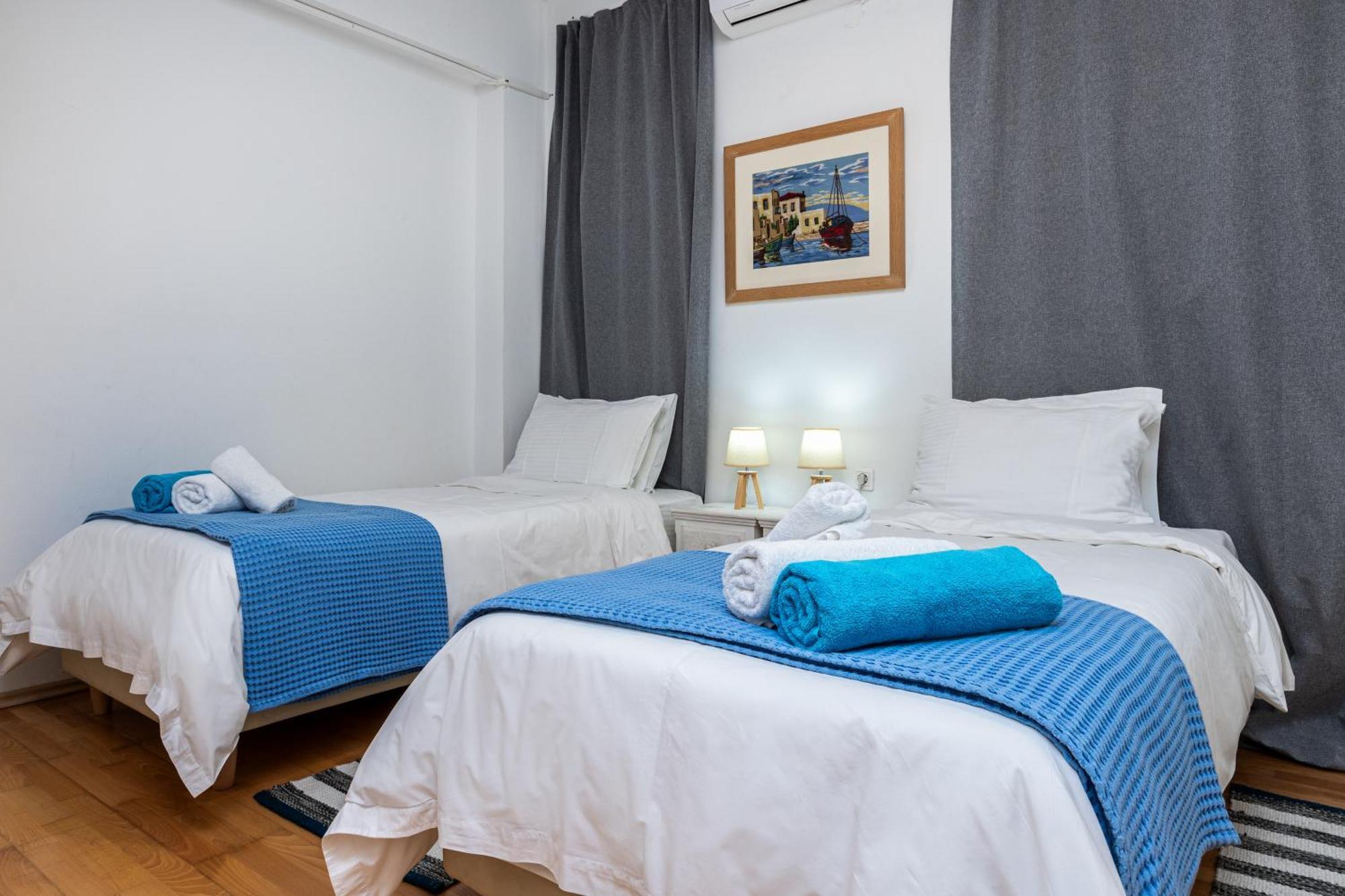 Dimitra Apartment With Private Pool And Sea View -The Ground Floor Of A Two Storey Building Daratsos Exteriör bild